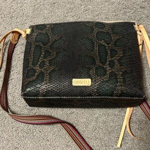 Consuela crossbody ”Make today Ridiculously awesome “